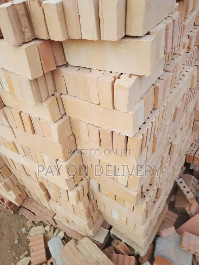 Half Bricks (Buff)