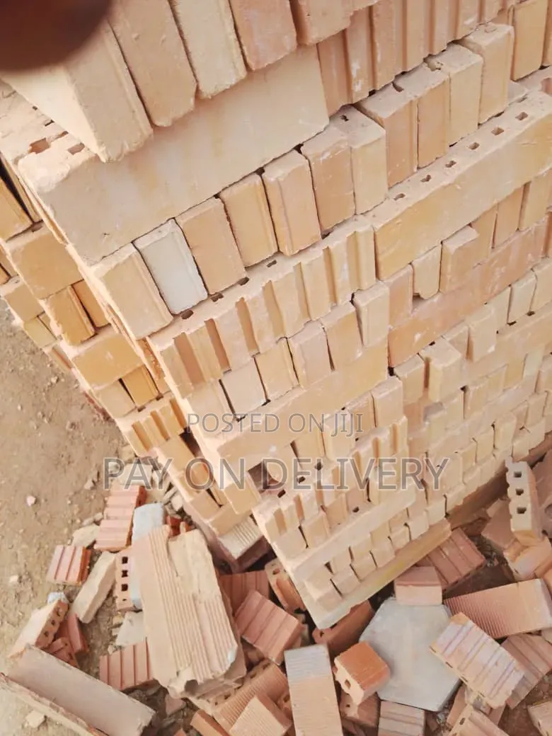 Half Bricks (Buff)
