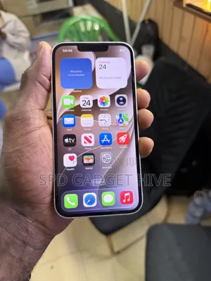 Apple iPhone 13 128 GB White