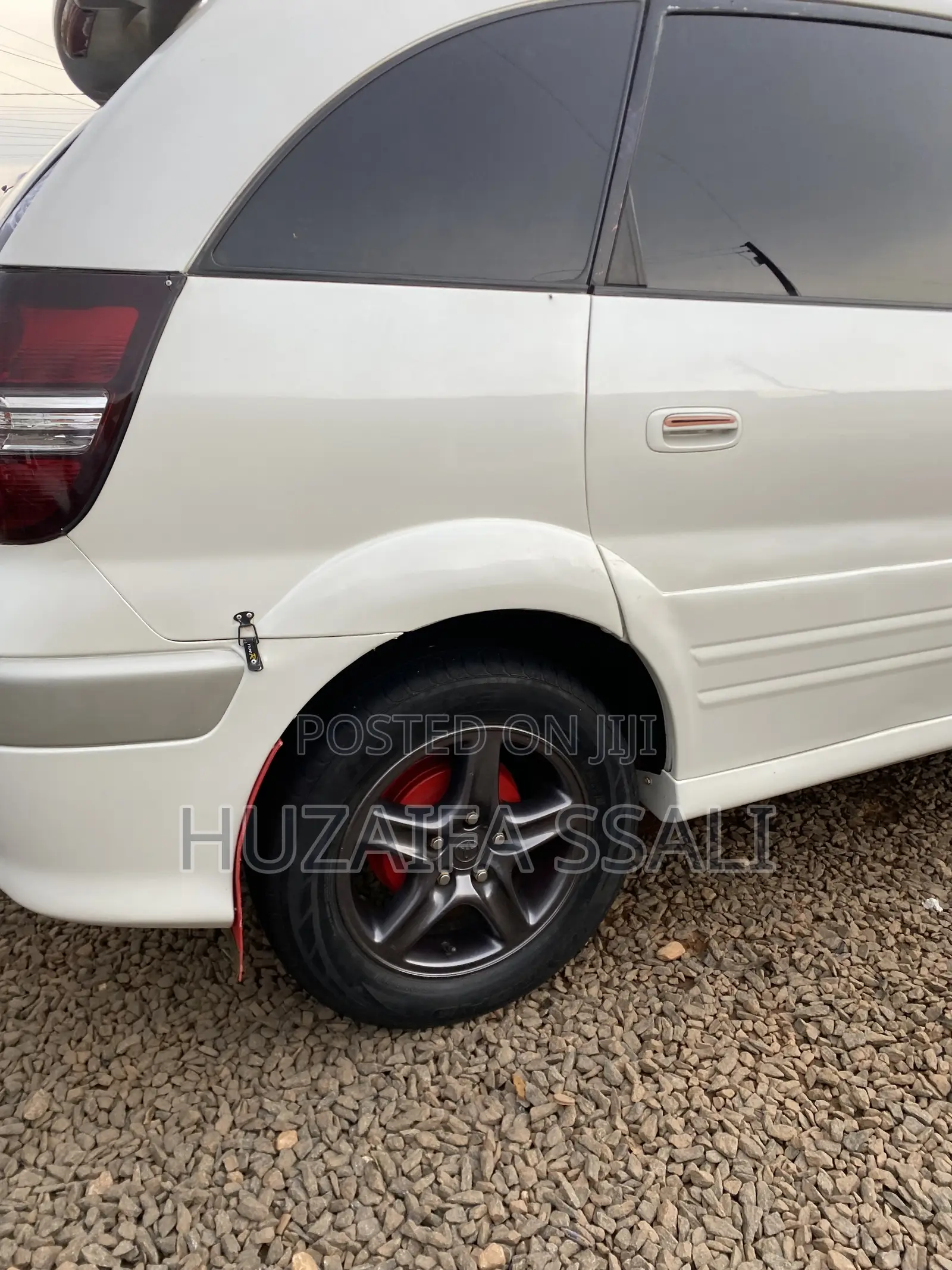 Toyota Nadia 2003 Silver