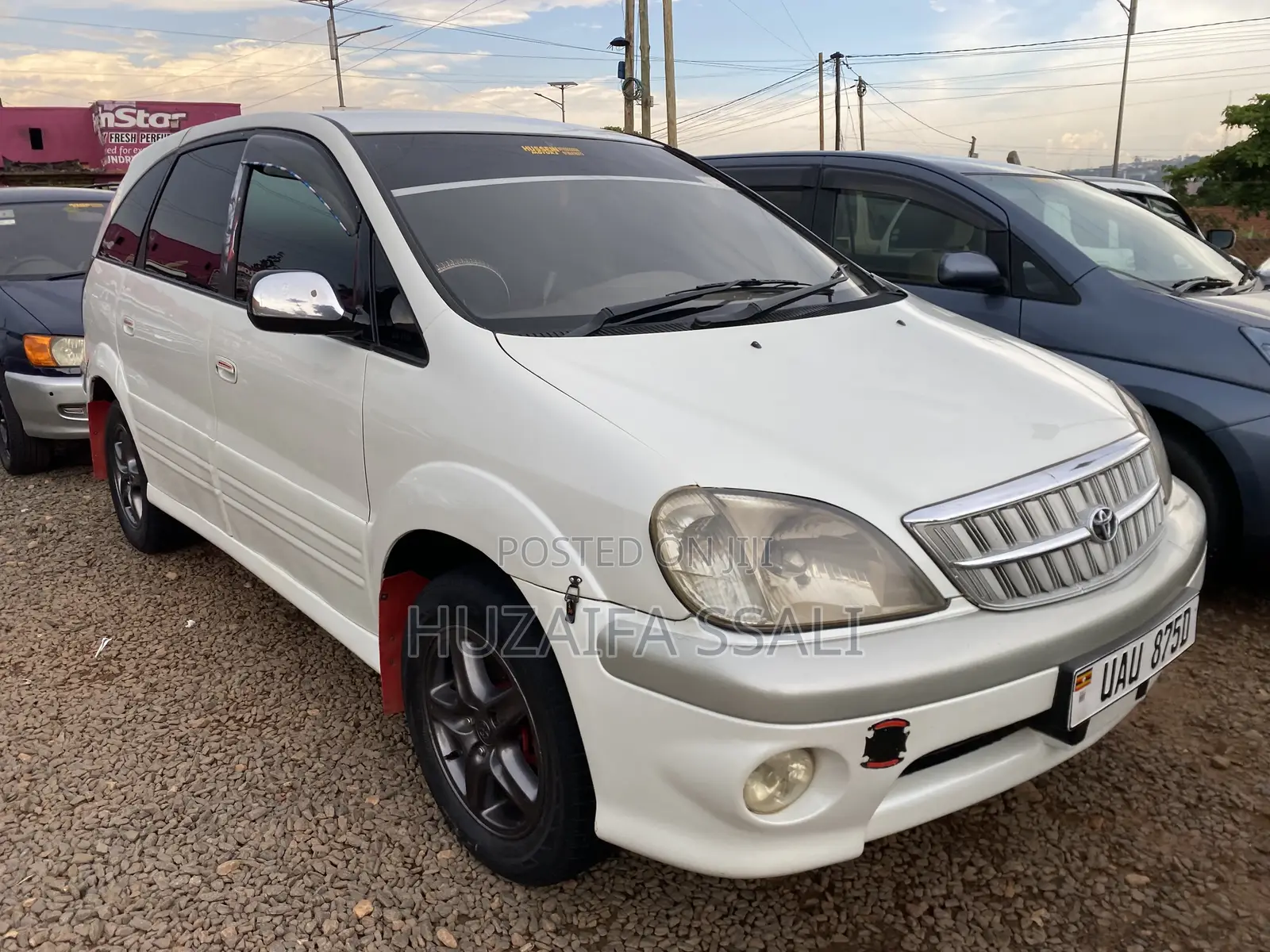 Toyota Nadia 2003 Silver
