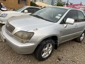 Toyota Harrier 2002 Silver