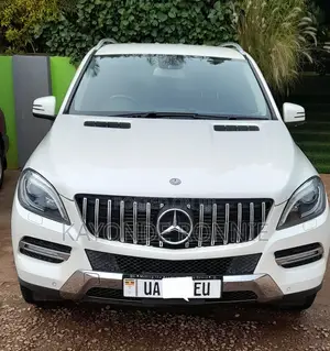 Mercedes-Benz M Class 2012 White