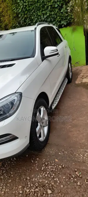 Mercedes-Benz M Class 2012 White