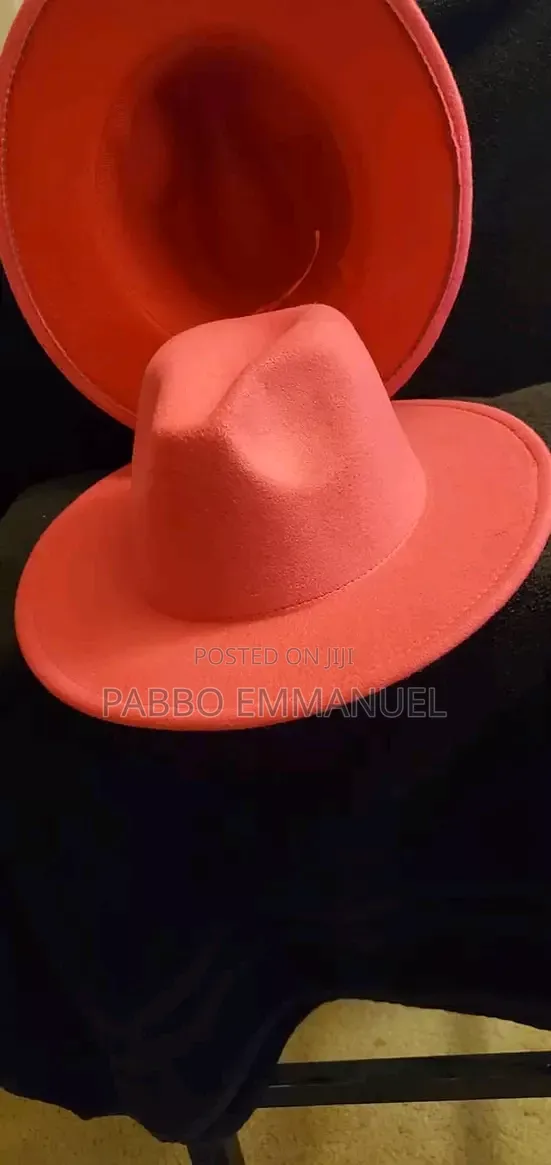 Plain Fedoras