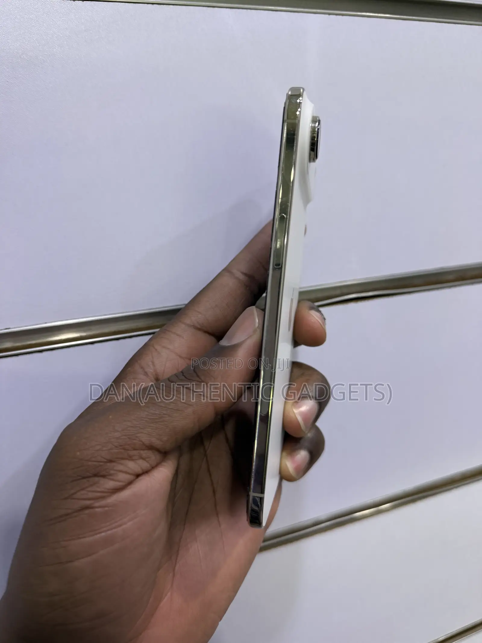 Apple iPhone Air 256 GB Gold