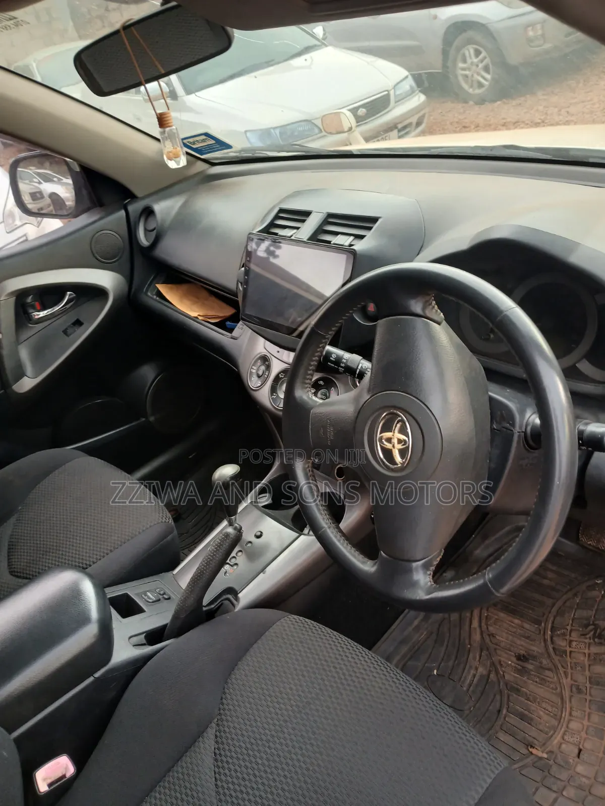 Toyota RAV4 2.0 VVT-i 2008 White