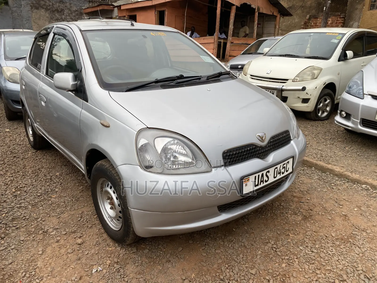Toyota Vitz 2006 Silver