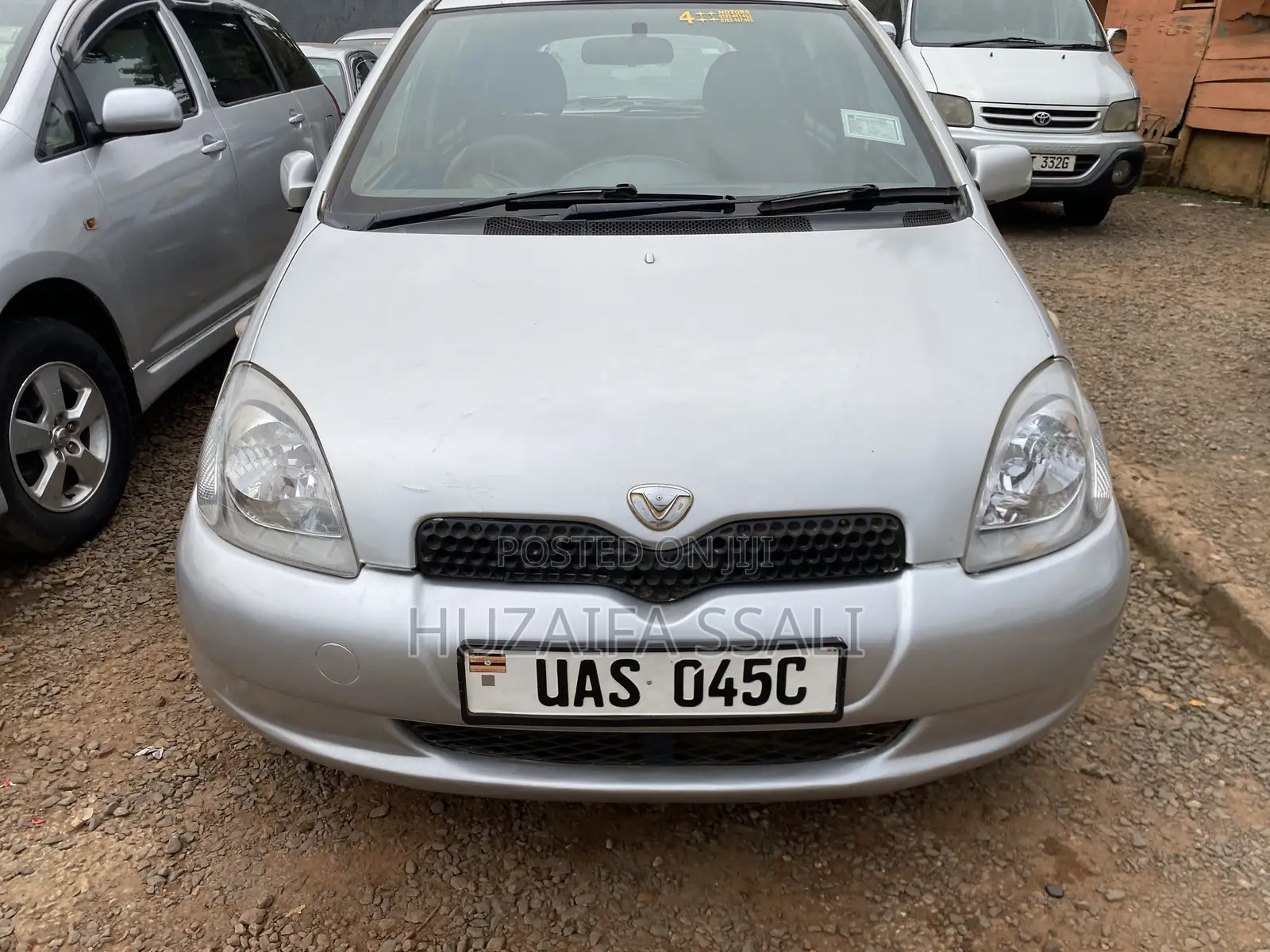Toyota Vitz 2006 Silver