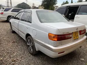 Toyota Premio 2006 White