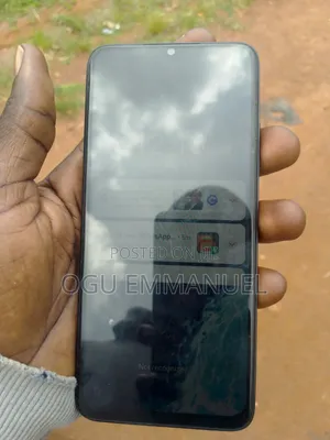 Infinix Hot 30i 128 GB Black