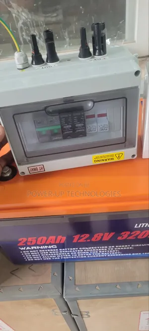 Photovoltaic DC Combiner Box (Surge Protection)