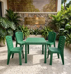 BG-613 Full Plastic Armless Plastic Chairs
