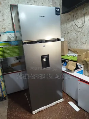 270litres Hisense Refrigerator Double Door With a Despenser