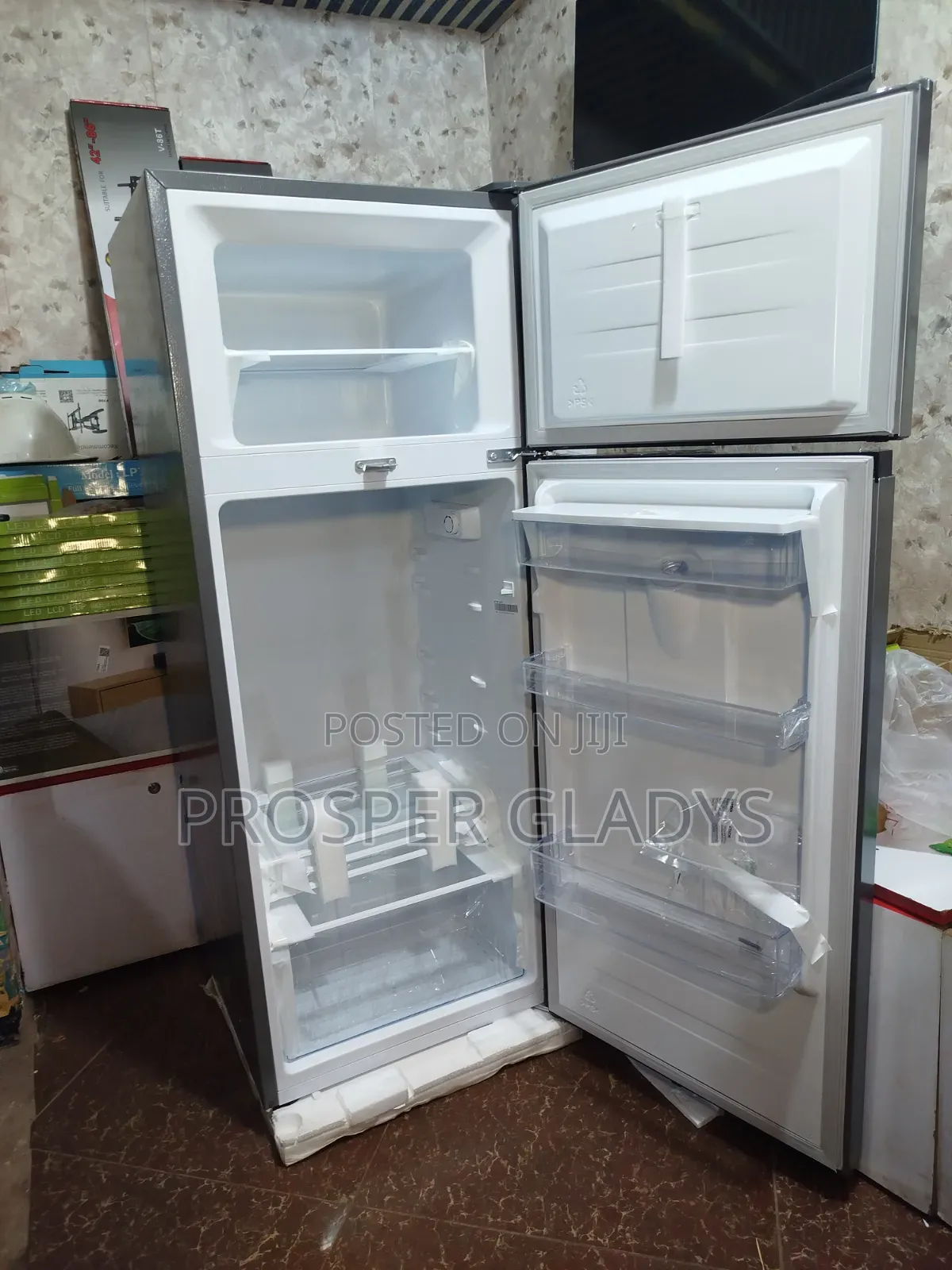 270litres Hisense Refrigerator Double Door With a Despenser