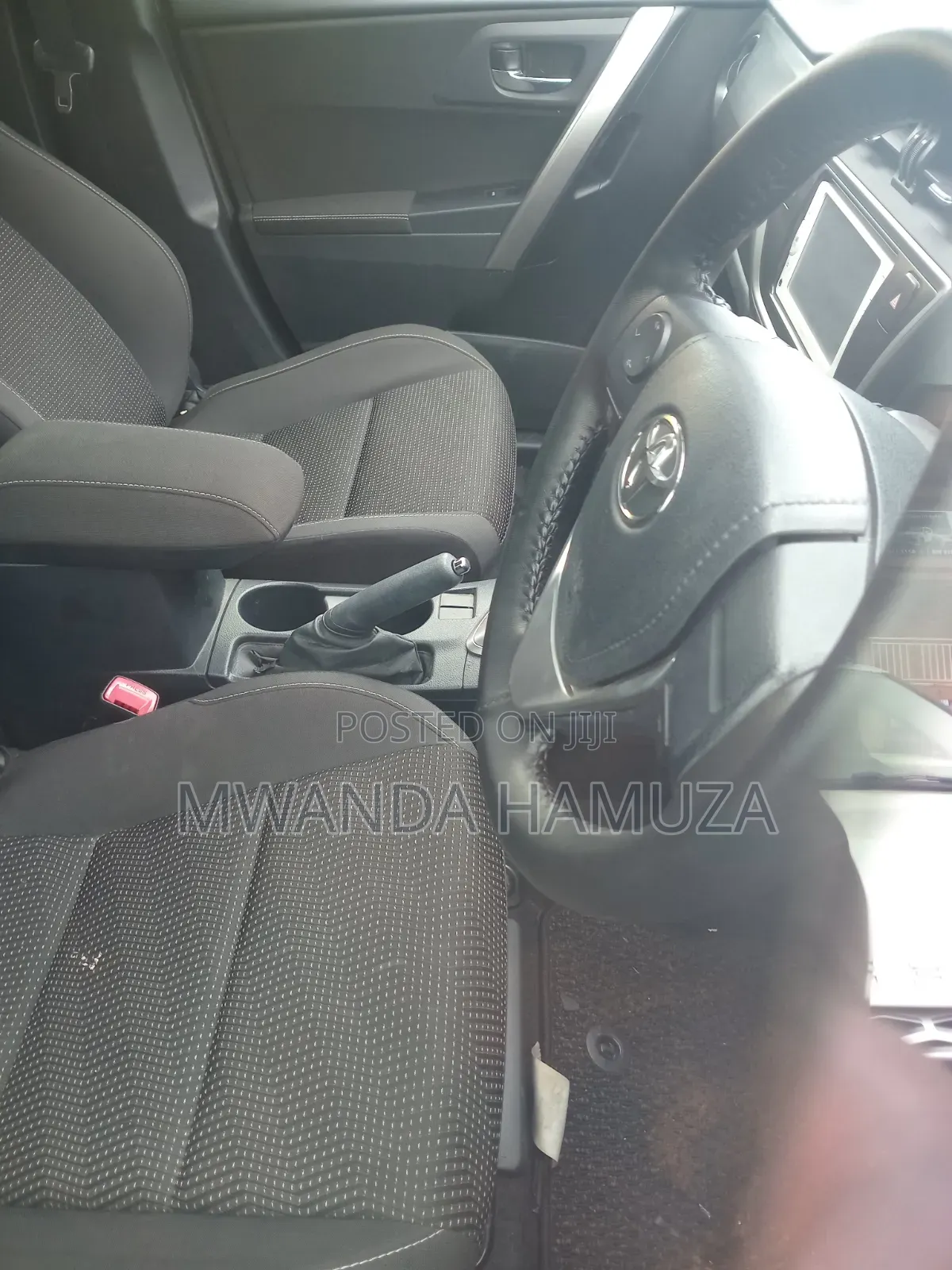 Toyota Auris 2013 White