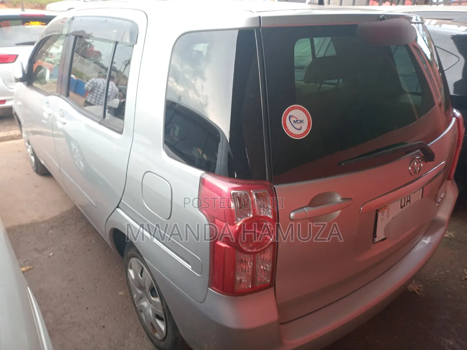 Toyota Raum 2011 Silver