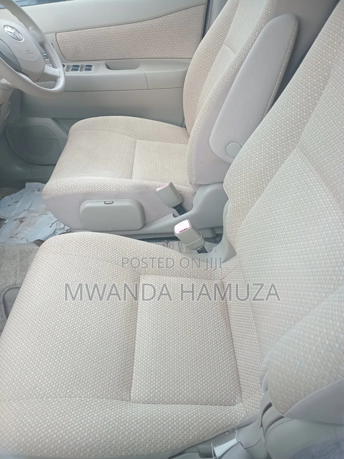 Toyota Raum 2011 Silver