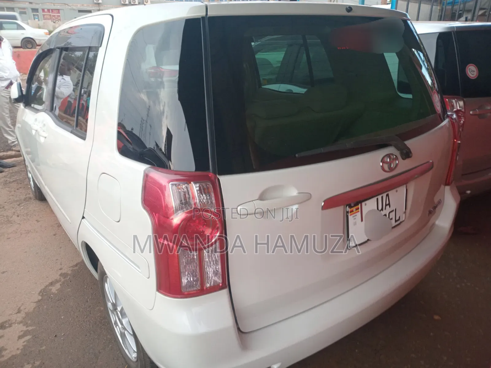 Toyota Raum 2011 White