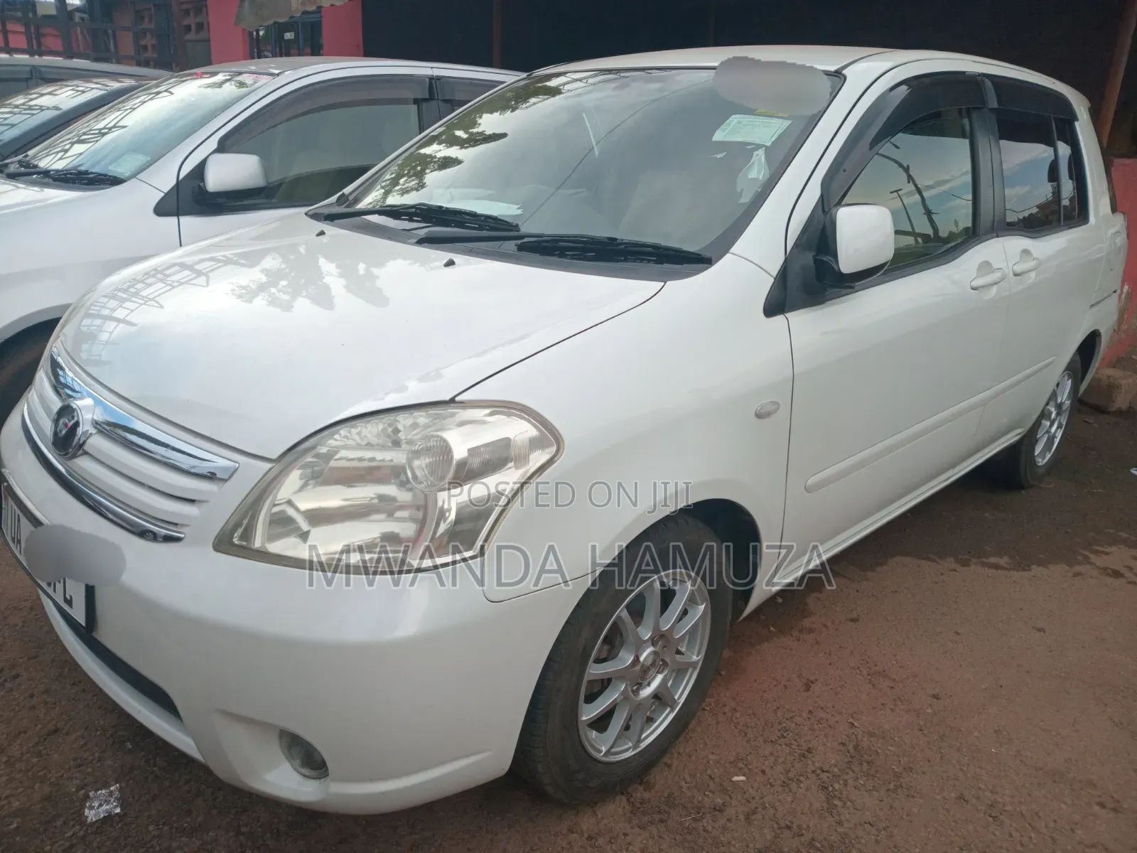 Toyota Raum 2011 White