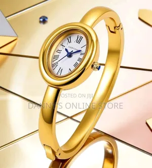 LUCKYFOX Boxed Ins Style Premium Women's Watch Gift Set, Gold Round.