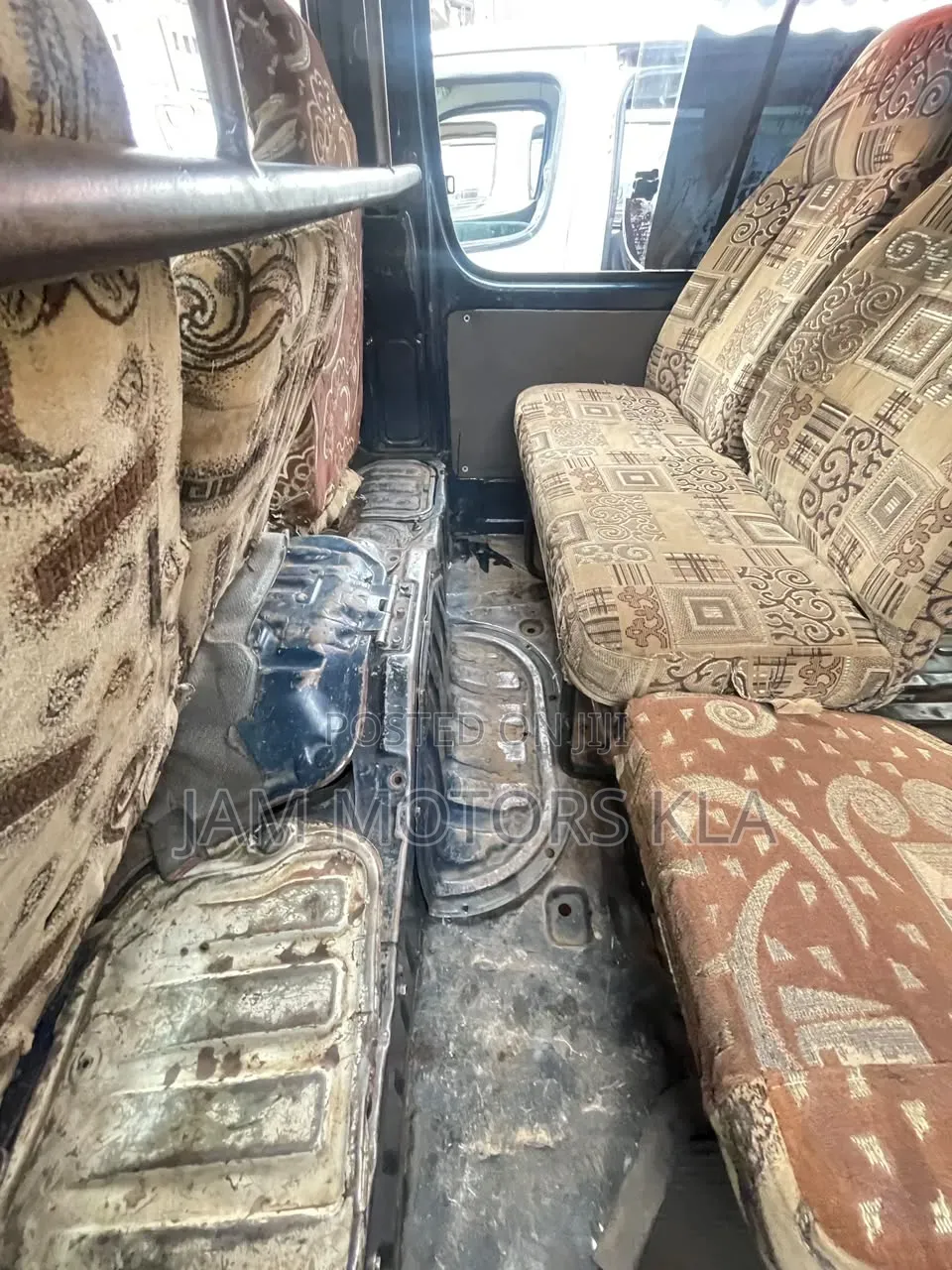 Toyota HiAce 2002 Blue