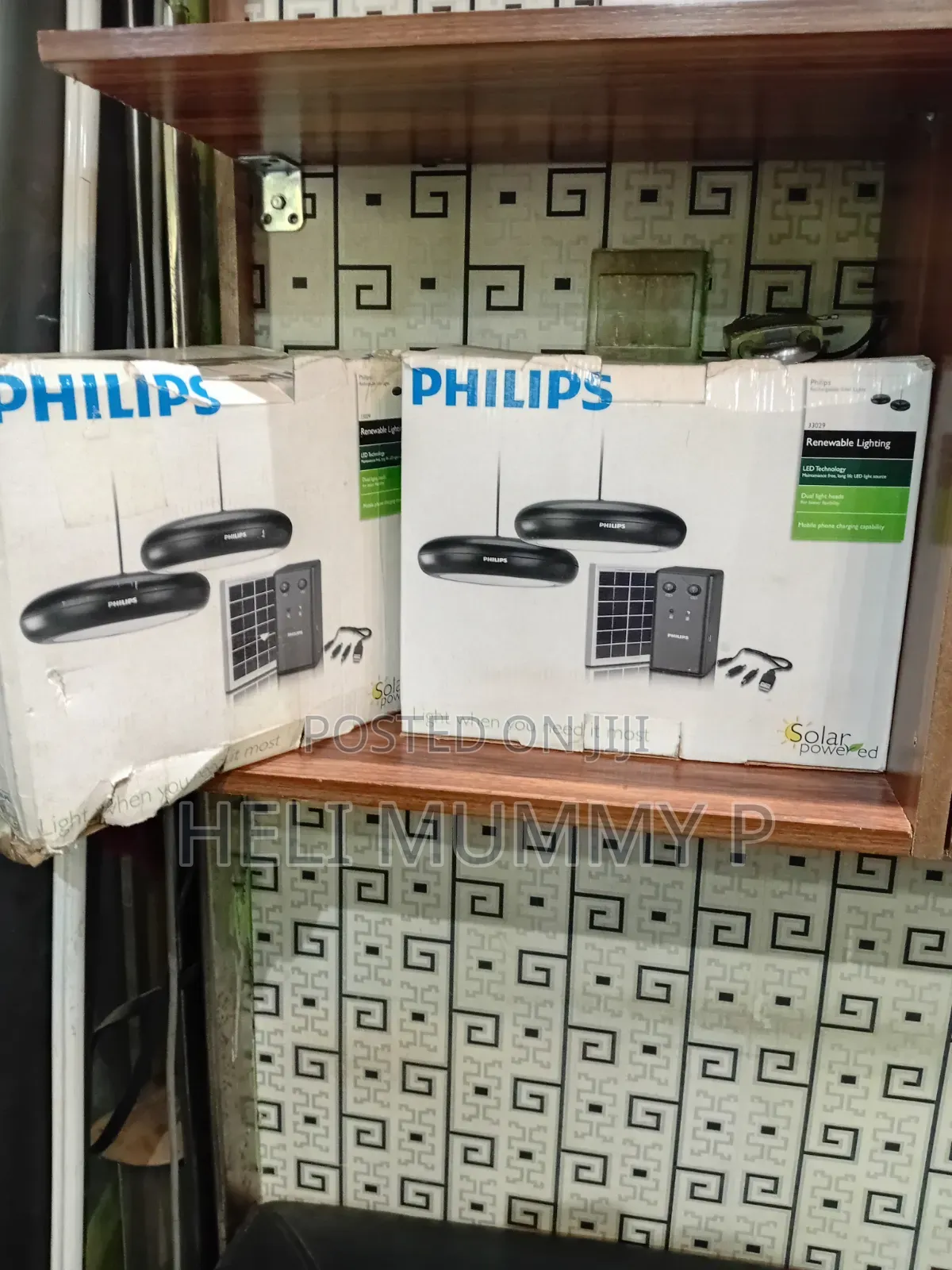 Philips LifeLight Home Solar-Powered LED Lighting System