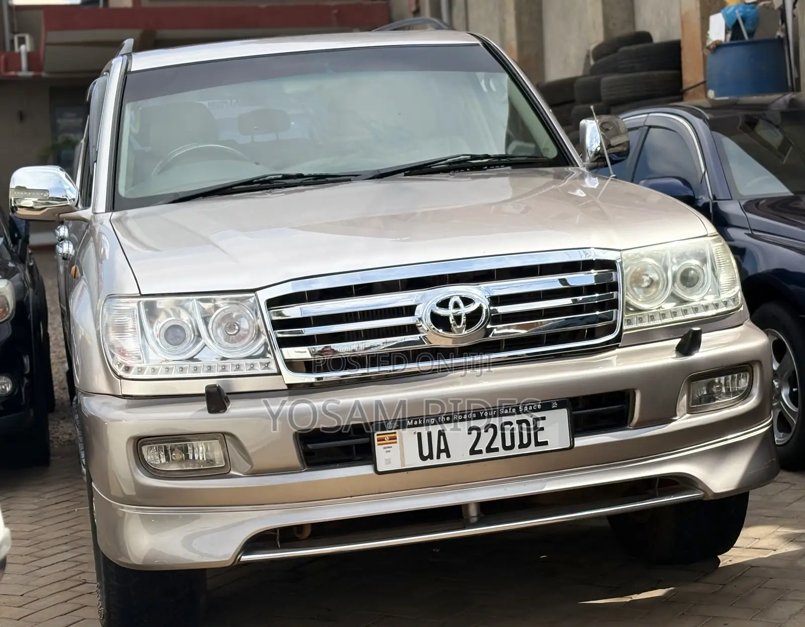 Toyota Land Cruiser 100 4.2 2006 Silver