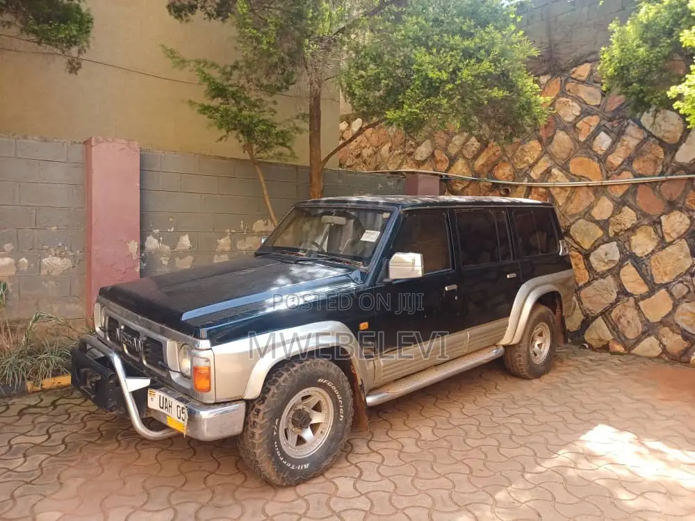 Nissan Patrol GR Wagon 1998 Green