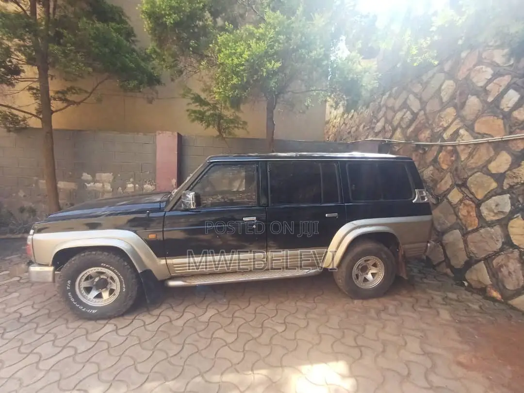 Nissan Patrol GR Wagon 1998 Green