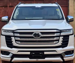 New Toyota Land Cruiser LC300 2025 White