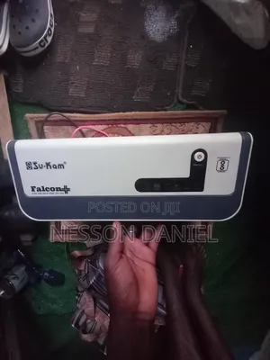 Su Kam Inverter 220V, 1600VA