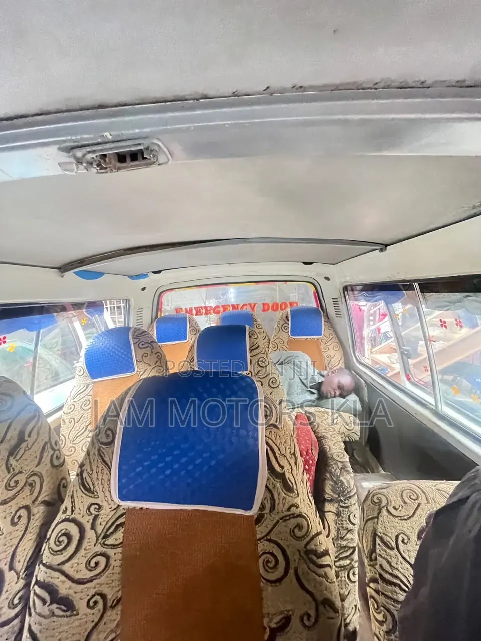 Toyota HiAce 1998 White