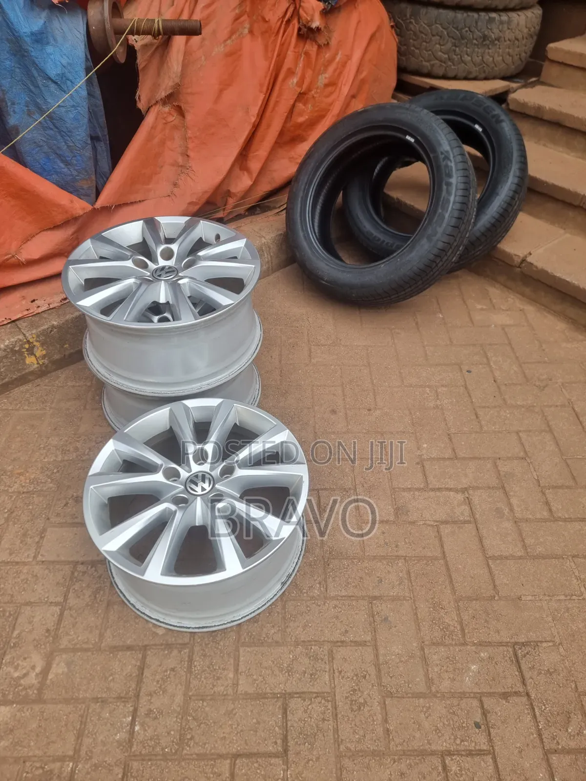 Tourage Rims Size 18 Japan.