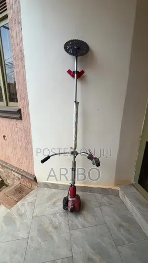 Heavy Duty Grass Trimmer