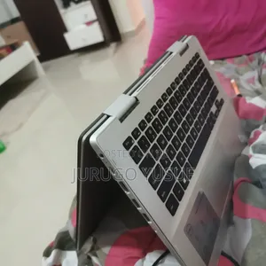 Laptop Dell Inspiron 14 5491 2-in-1 8GB Intel Core i5 SSD 250GB