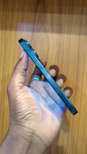 Apple iPhone 15 Pro 256 GB Blue