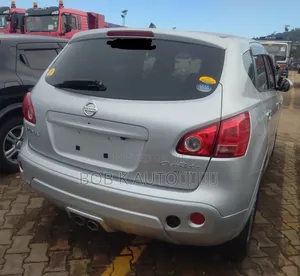 Nissan Dualis 2013 Silver