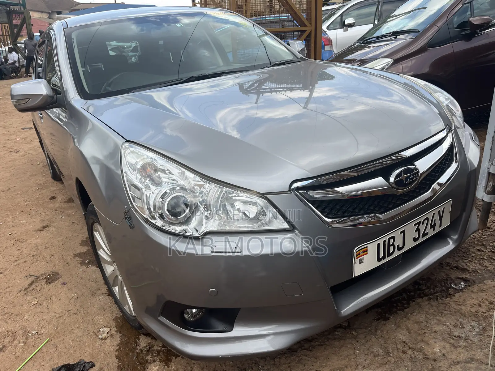 Subaru Legacy 2.0D Estate 2011 Silver