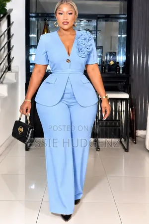Womens Short Sleeve Suit