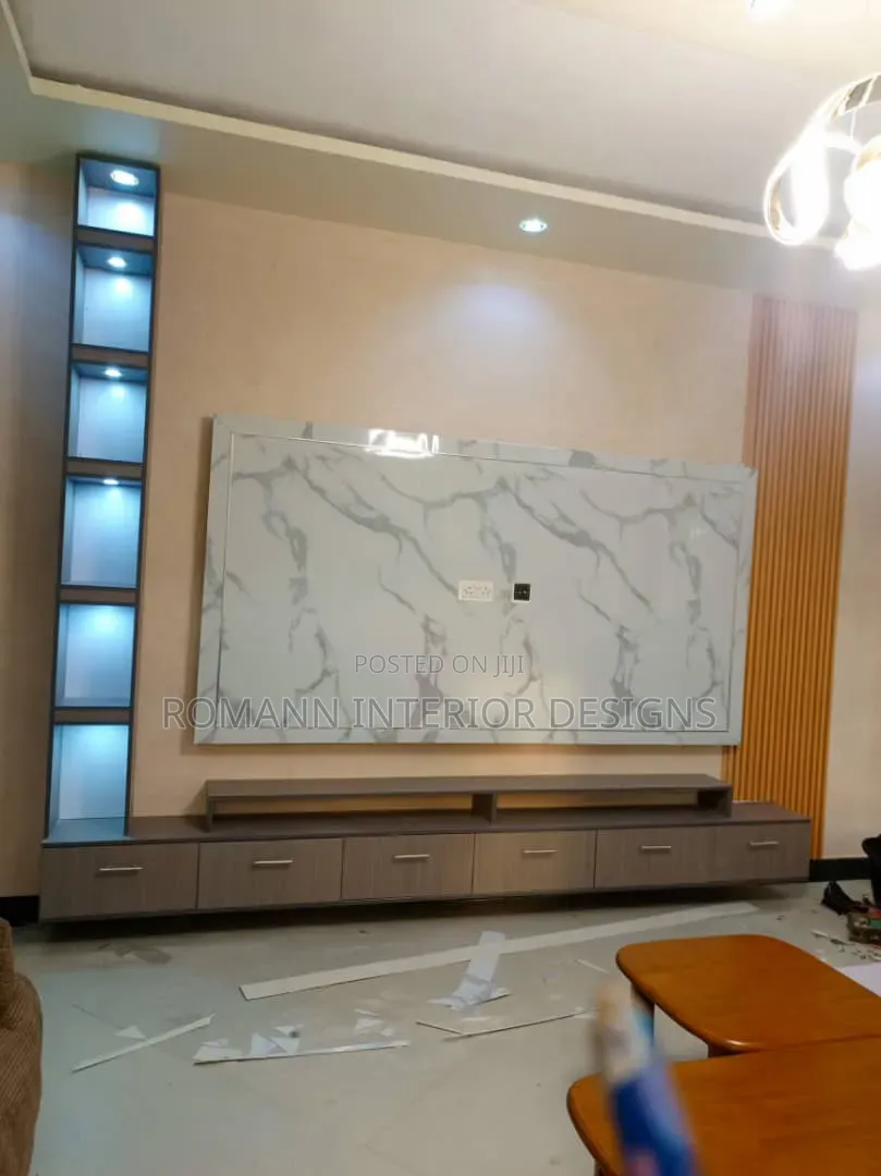Modern TV Stand/Unit