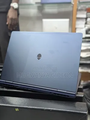 New Laptop Dell Allenware M15 R5 32GB Intel Core Ultra 7 SSD 1T