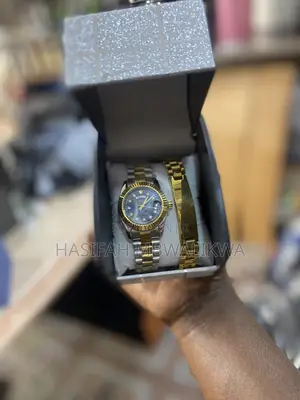 Silver Gold Rolex Watch With Bracelet