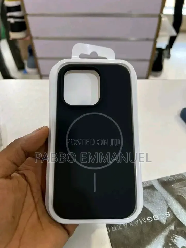 Wireless Charging Smartphone Cases