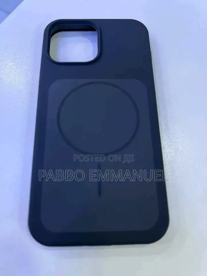Wireless Charging Smartphone Cases