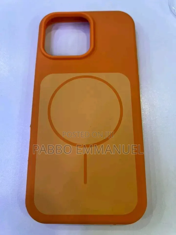 Wireless Charging Smartphone Cases