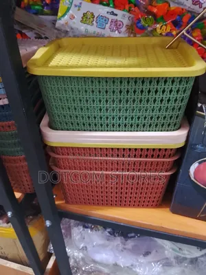 1pc Stackable Plastic Storage Baskets With Lids