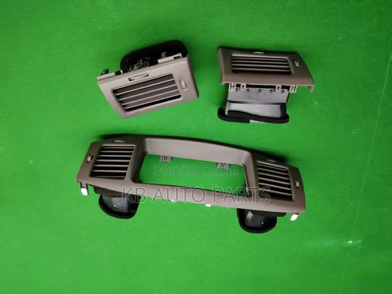 Fielder AC Vents