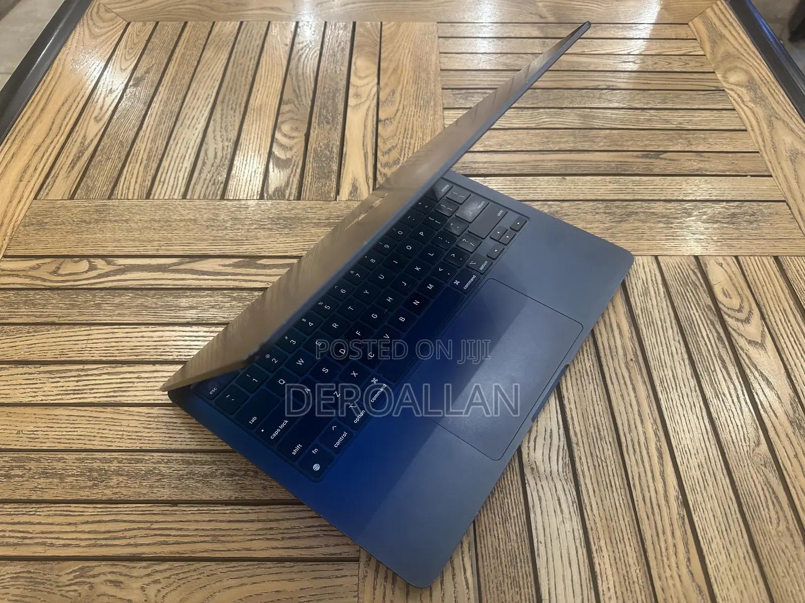 Laptop Apple MacBook Air 2022 M2 8GB Apple M2 SSD 256GB