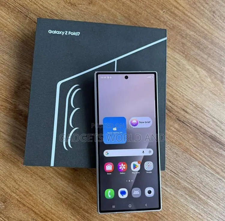 New Samsung Galaxy Z Fold7 256 GB Silver